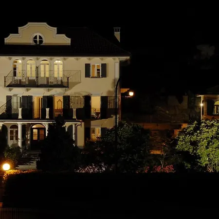 Le Camelie فندق مبيت وإفطار 3*