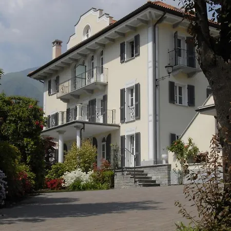 Le Camelie 3* Domodossola