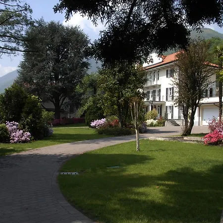 Bed & Breakfast Le Camelie Domodossola